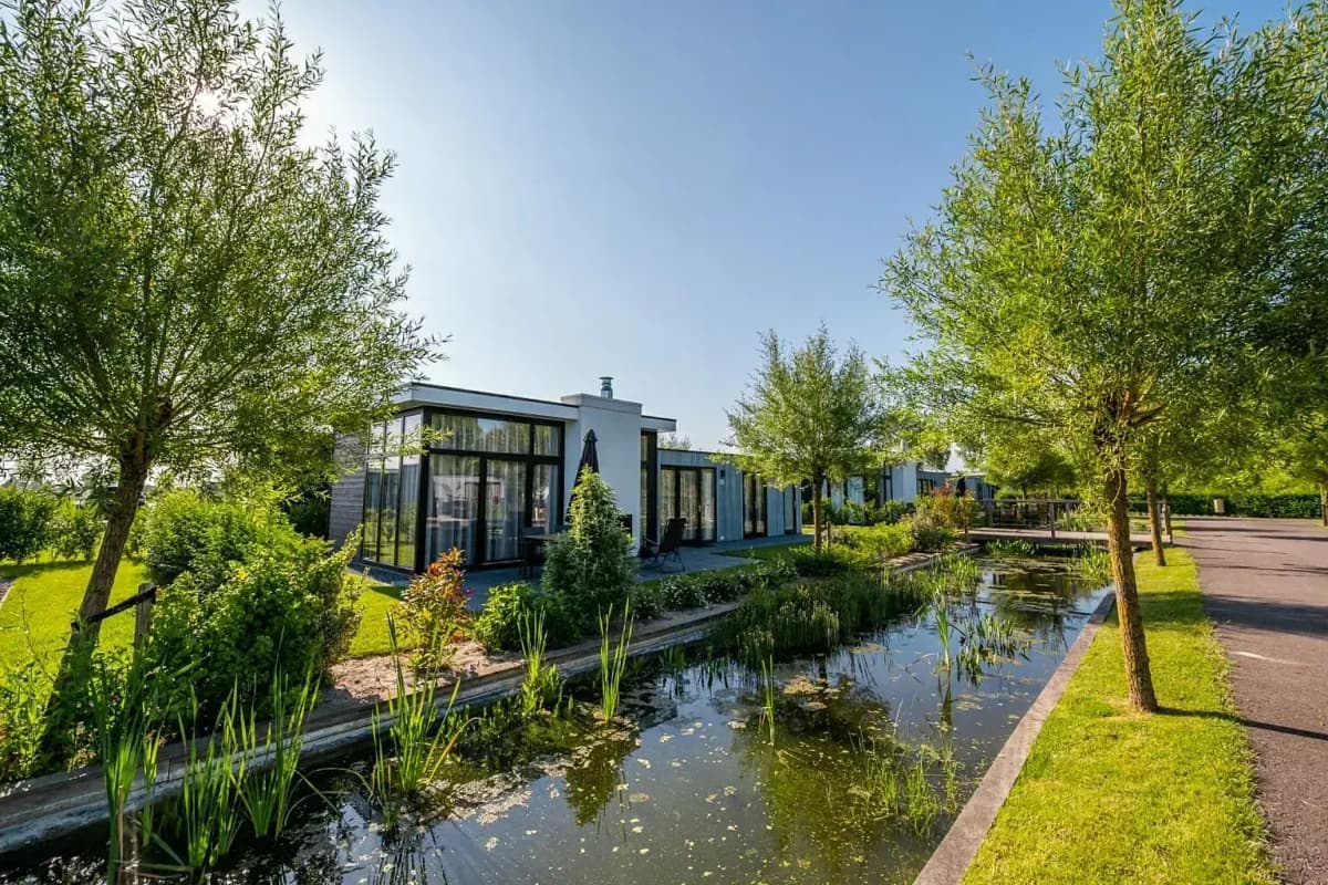 EuroParcs Bad MeerSee - vakantiepark aan zee voor koppels