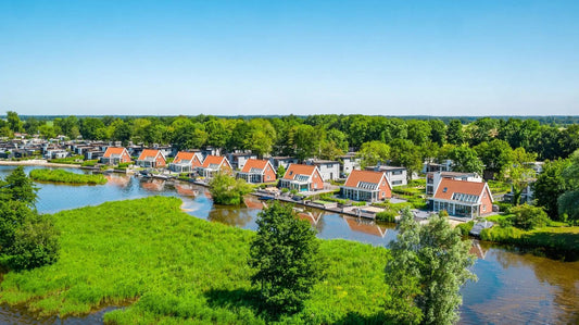 Op zoek naar een groene vakantie? Dit zijn 30 duurzame vakantieparken in Nederland voor 2026!
